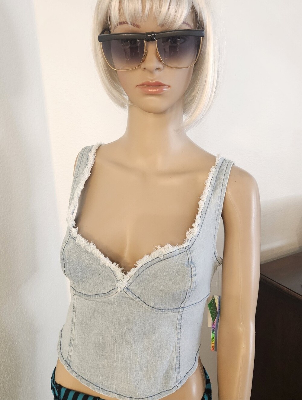Tinseltown Light Wash Smocked Denim Tank Top sz Large